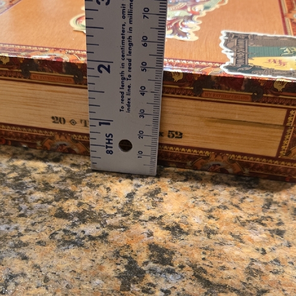 Decorative Wooden Cigar Box - Picture 10 of 10